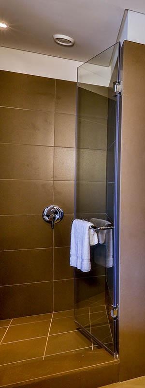 Azuri Residence Apartment bathroom with shower